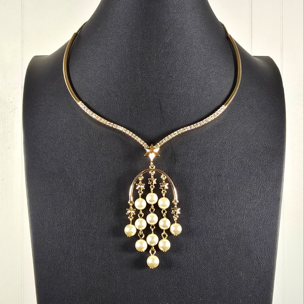 Vince Camuto Gold Choker Necklace with Faux Pearl and Diamond-Like Pendant